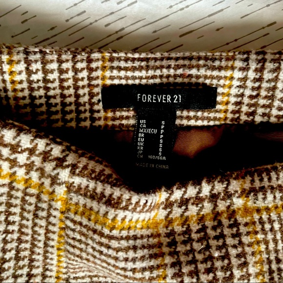 Forever 21 mini skirt - Picture 3 of 4